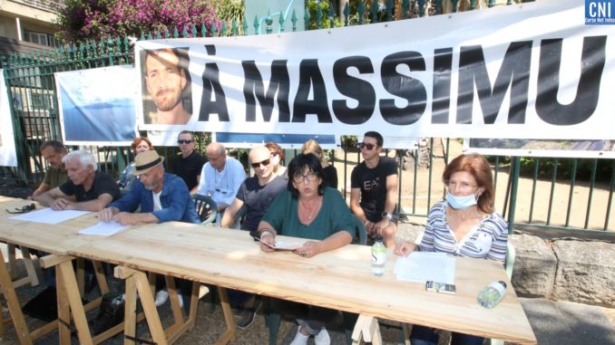 Conférence de presse du collectif Massimu Susini