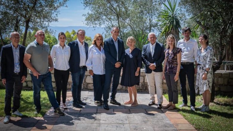 Gilles Simeoni et son nouveau conseil exécutif de Corse