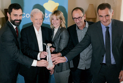 De g. à dr. Roger Torrent, président du parlement catalan, Edmond Simeoni, Antonia Luciani et
Xavier Macias de la fondation Coppieters, et Gilles Simeoni, président du Conseil Exécutif de Corse.