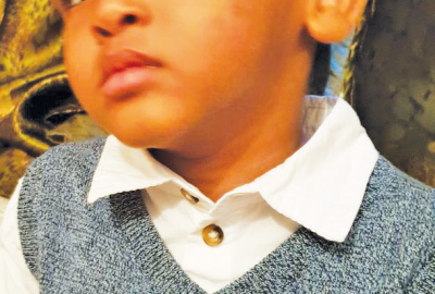 Adopté à Djibouti il y a un an et demi, Karama ne peut revenir en France.