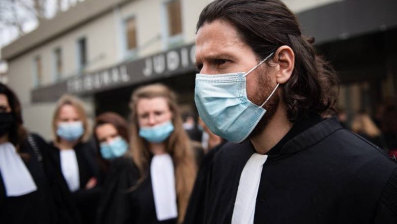 L'ensemble des barreaux de France soutiennent leur confrère Paul Sollacaro, expulsé manu militari du tribunal correctionnel d’Aix-en-Provence et dénoncent les atteintes aux droits de la défense.
