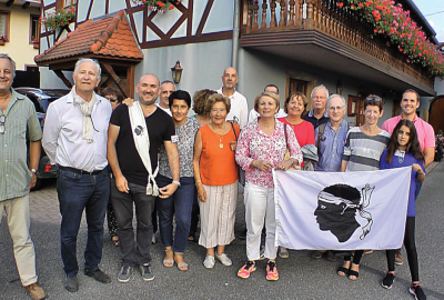 François Alfonsi, par ailleurs président de l’ALE,
Fabienne et Lucienne Giovannini, Nadine
Nivaggioni, Pierrot Maushart, Françoise Capirossi,
Jean et Laure Casanova, Chjara, François Agostini,
Jean Paolini, Mathieu Ceccaldi, Monique Alfonsi,
Alain Bitton, Jean-Claude Morison, Roccu Garoby