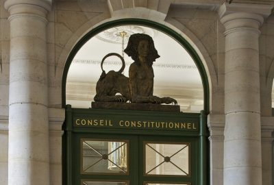 UNE 2