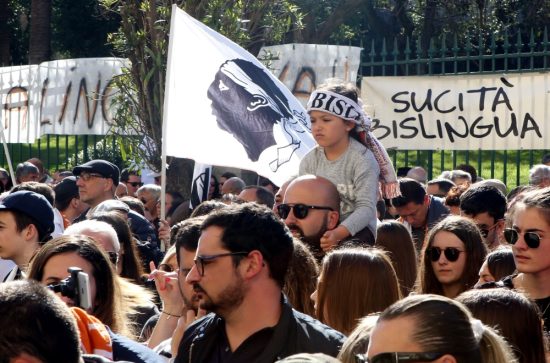 Manif lingua corsa